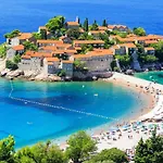 Tara Two Bedroom Apartment - Budva
