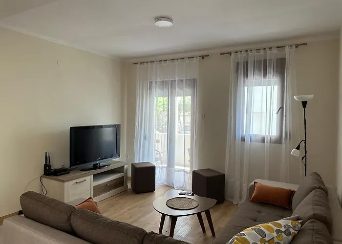 Tara Two Bedroom Apartment - Budva