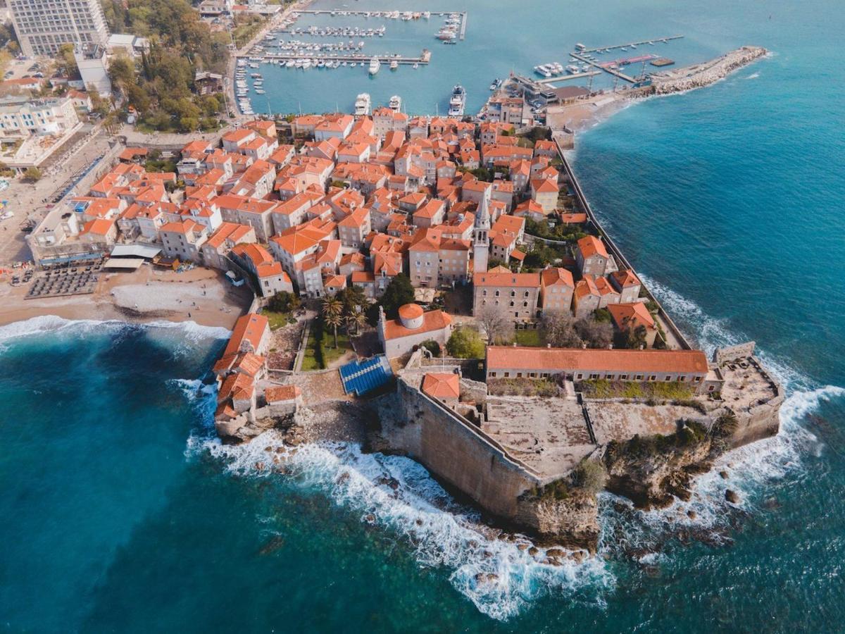 Tara Two Bedroom - Apartment Budva
